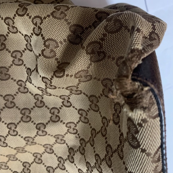 Gucci Authentic Monogram Tote Bag - Picture 2 of 13
